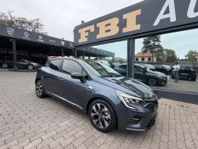 Renault Clio 2022 - 15500 EUR, 89995 km - AUTO.MOTO.pt - 89995km - foto 5 de 11