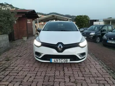 Renault Clio Sport Tourer 2017 - 14750 EUR, 159000 km - 159000km - foto 2 de 12
