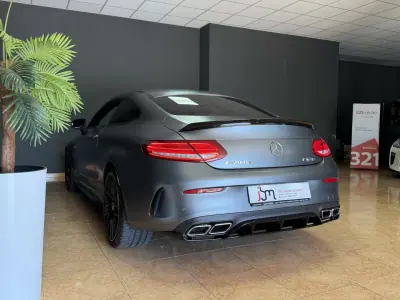 Mercedes-Benz C 63 AMG 2018 - 79990 EUR, 35000 km - AUTO.MOTO.pt - 35000km - foto 5 de 18