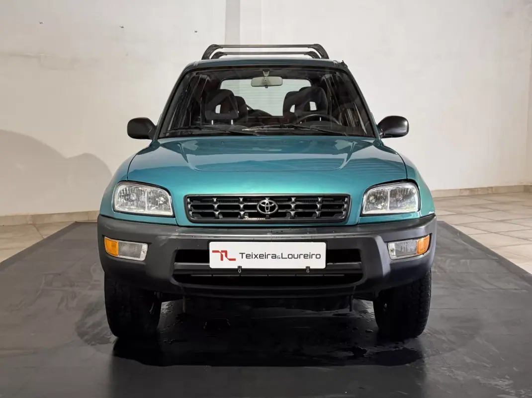 Toyota RAV4 1999 - 7900 EUR, 148900 km - AUTO.MOTO.pt - 148900km - foto 2 de 21