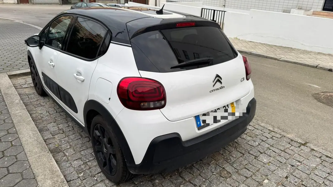 Citroën C3 2018 - 8000 EUR, 97000 km - AUTO.MOTO.pt - 97000km - foto 4 de 6