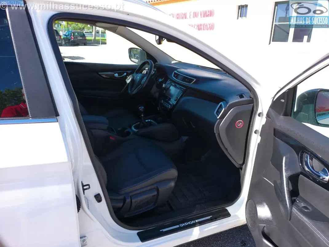Nissan Qashqai 2015 - 12850 EUR, 212000 km - 212000km - foto 10 de 31