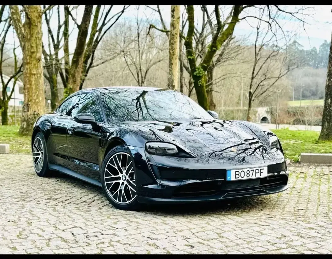 Porsche Taycan 2021 - 53499 EUR, 153620 km - AUTO.MOTO.pt - 153620km - foto 26 de 28