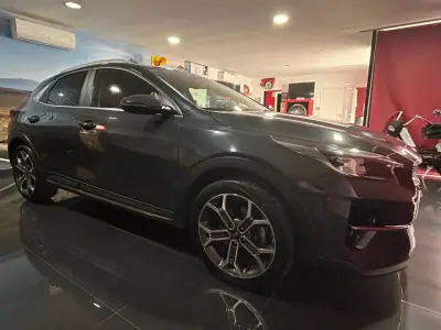 Kia XCeed 2020 - 14990 EUR, 162439 km - AUTO.MOTO.pt - 162439km - foto 6 de 19