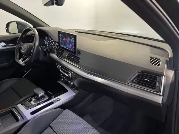 Audi Q5 Sportback 2023 - 44500 EUR, 89000 km - AUTO.MOTO.pt - 89000km - foto 16 de 47