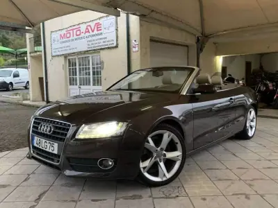 Audi A5 Cabrio 2011 - 16750 EUR, 270761 km - AUTO.MOTO.pt - 270761km - foto 9 de 28