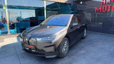 BMW iX 2022 - 62000 EUR, 76000 km - foto 3 de 17