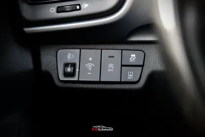 Kia Stonic 2021 - 13990 EUR, 128000 km - AUTO.MOTO.pt - 128000km - foto 26 de 29