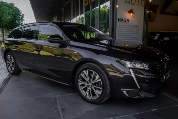 Peugeot 508 SW 2022 - 20700 EUR, 133452 km - AUTO.MOTO.pt - 133452km - foto 6 de 35
