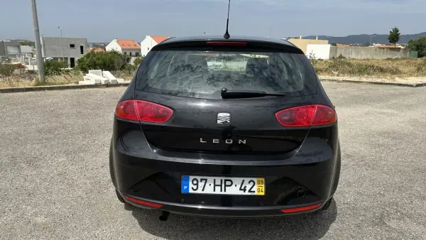 SEAT Leon 2009 - 6900 EUR, 250000 km - AUTO.MOTO.pt - 250000km - foto 6 de 30