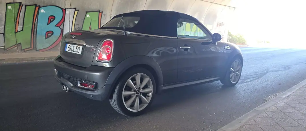 MINI Roadster 2012 - 14750 EUR, 118000 km - 118000km - foto 22 de 32