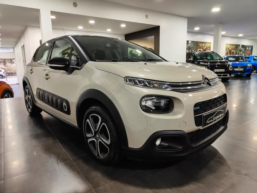 Citroën C3 2017 - 10990 EUR, 99000 km - AUTO.MOTO.pt - 99000km - foto 8 de 58
