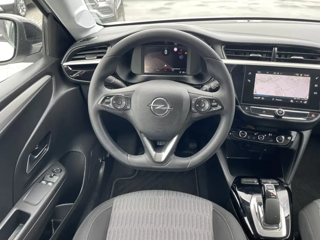 Opel Corsa-e 2020 - 13995 EUR, 61844 km - AUTO.MOTO.pt - 61844km - foto 17 de 40