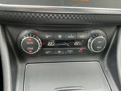 Mercedes-Benz A 180 2015 - 15250 EUR, 178700 km - AUTO.MOTO.pt - 178700km - foto 11 de 11