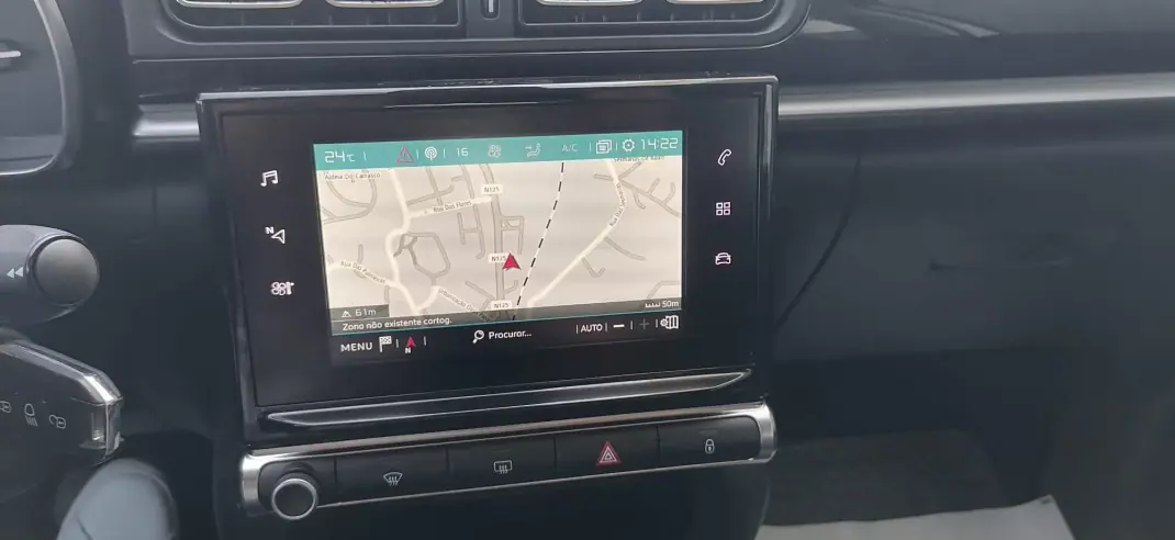 Citroën C3 2018 - 13200 EUR, 80300 km - AUTO.MOTO.pt - 80300km - foto 14 de 15