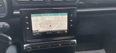 Citroën C3 2018 - 13200 EUR, 80300 km - AUTO.MOTO.pt - 80300km - foto 14 de 15