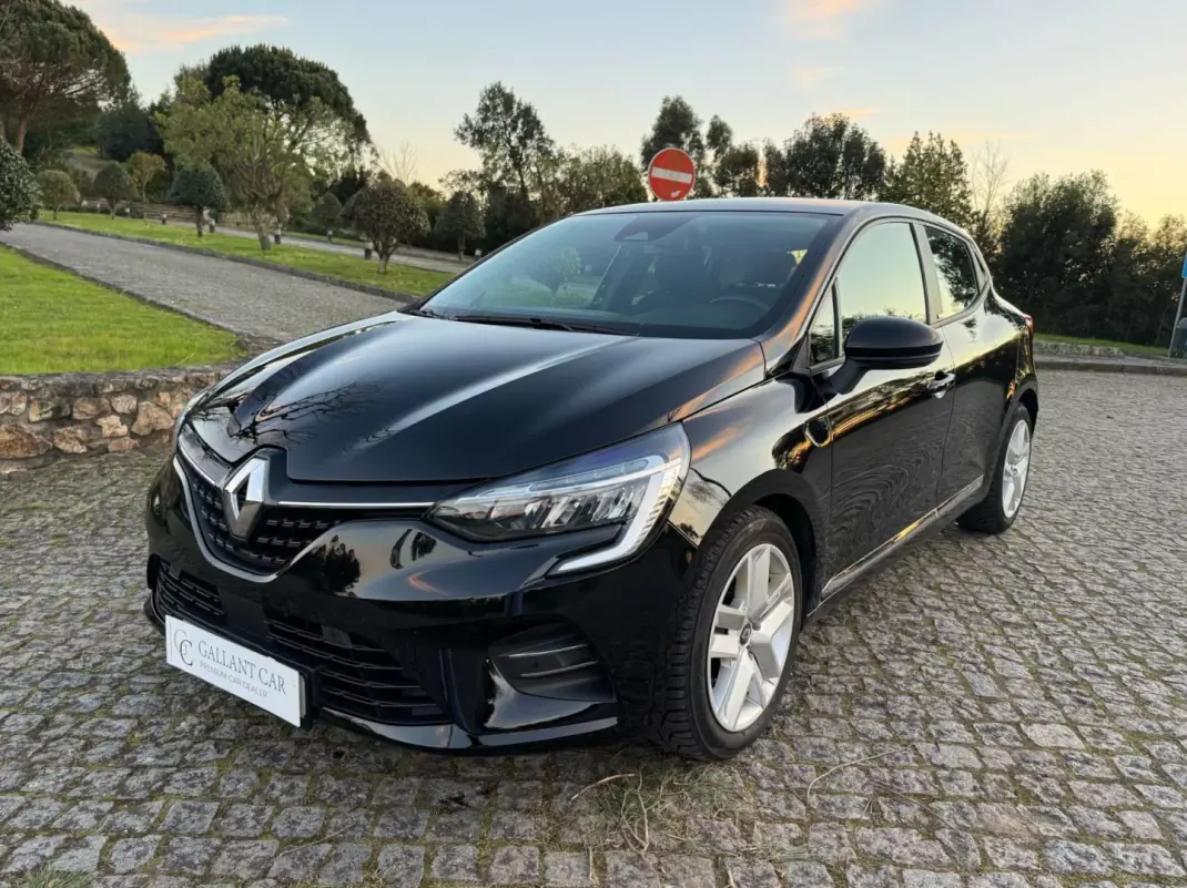 Renault Clio 2021 - 16500 EUR, 125000 km - AUTO.MOTO.pt - 125000km - foto 1 de 13