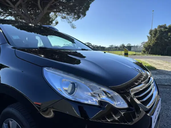 Peugeot 2008 2015 - 11490 EUR, 96500 km - AUTO.MOTO.pt - 96500km - foto 7 de 17