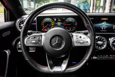 Mercedes-Benz A 180 2018 - 22750 EUR, 104630 km - AUTO.MOTO.pt - 104630km - foto 13 de 46