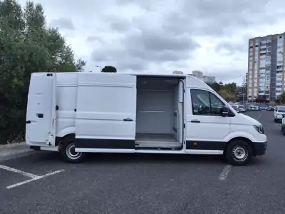 VW Crafter 2.0 TDi L4H3 2019 - 17980 EUR, 250000 km - AUTO.MOTO.pt - 250000km - foto 13 de 32