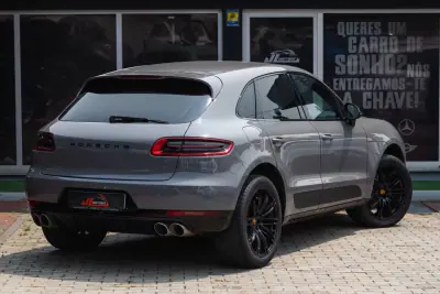 Porsche Macan 2015 - 43900 EUR, 152799 km - AUTO.MOTO.pt - 152799km - foto 22 de 27