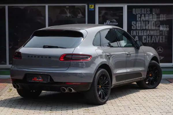 Porsche Macan 2015 - 43900 EUR, 152799 km - AUTO.MOTO.pt - 152799km - foto 22 de 27