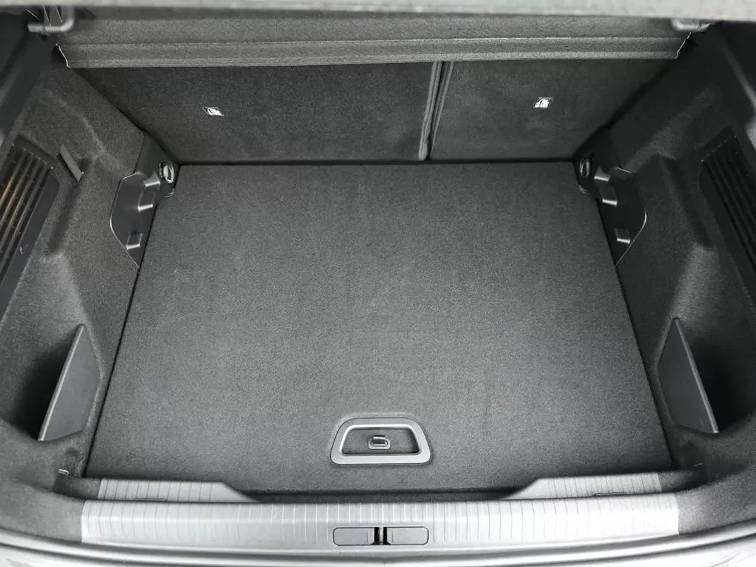 Citroën C4 2024 - 17800 EUR, 27000 km - AUTO.MOTO.pt - 27000km - foto 40 de 40