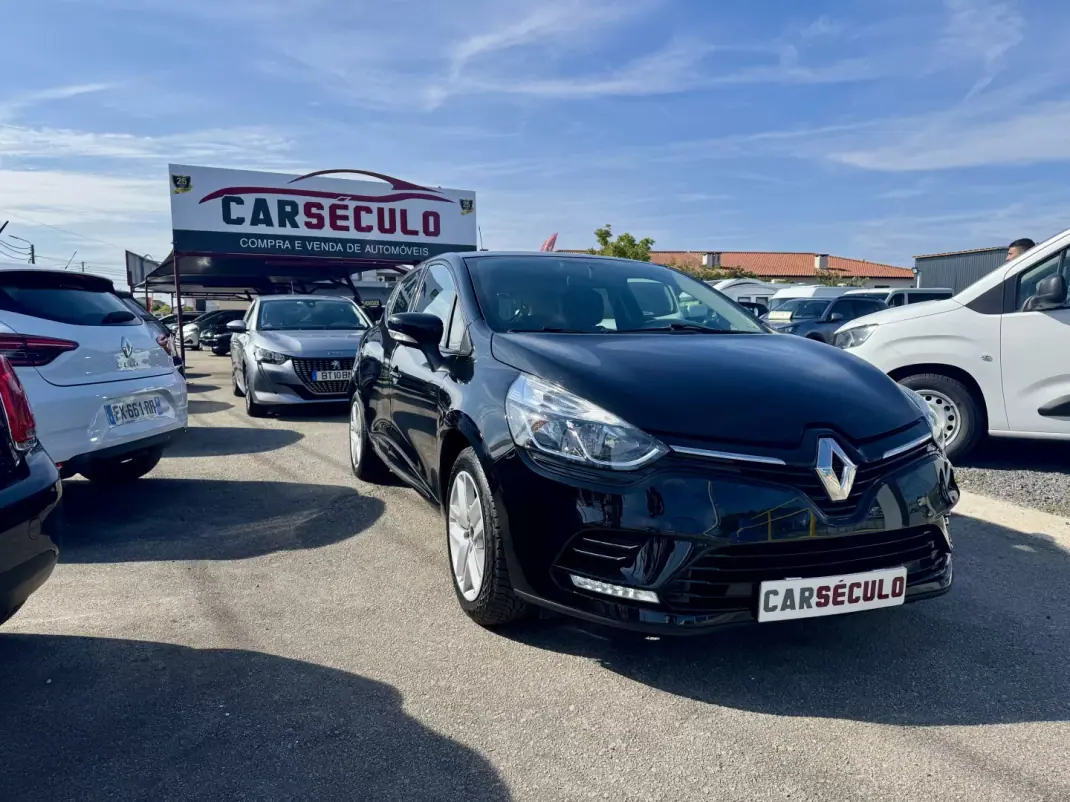 Renault Clio 2019 - 11750 EUR, 89908 km - 89908km - foto 3 de 24