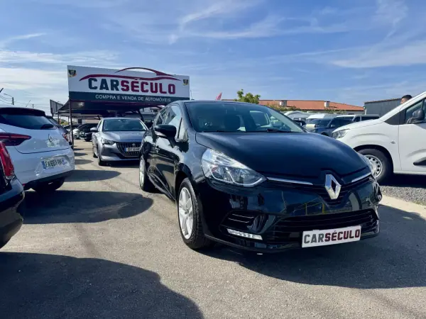 Renault Clio 2019 - 11750 EUR, 89908 km - AUTO.MOTO.pt - 89908km - foto 3 de 24