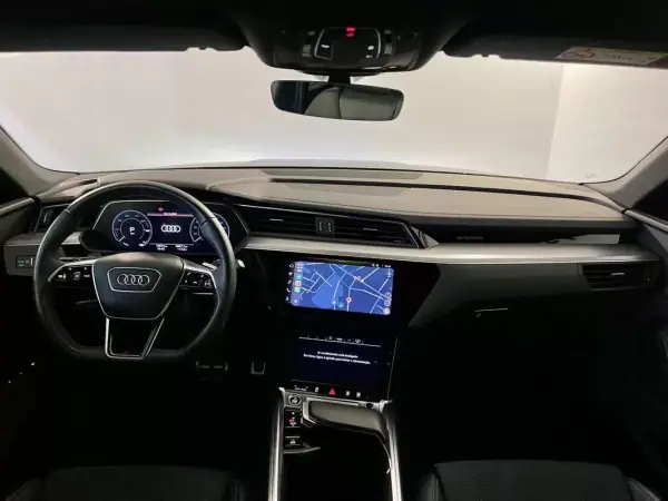 Audi Q8 e-Tron Sportback 2024 — foto 3 de 45