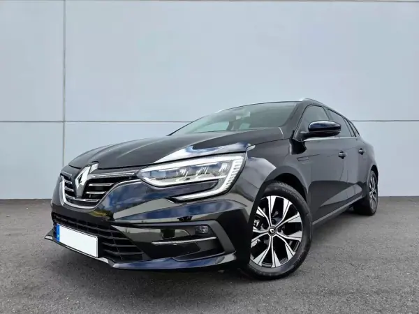Renault Mégane 2021 - 15400 EUR, 63000 km - AUTO.MOTO.pt - 63000km - foto 2 de 29