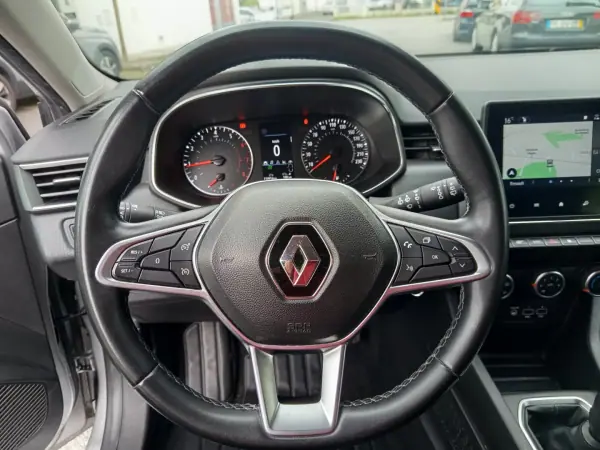 Renault Clio 2020 - 12900 EUR, 133500 km - AUTO.MOTO.pt - 133500km - foto 14 de 16