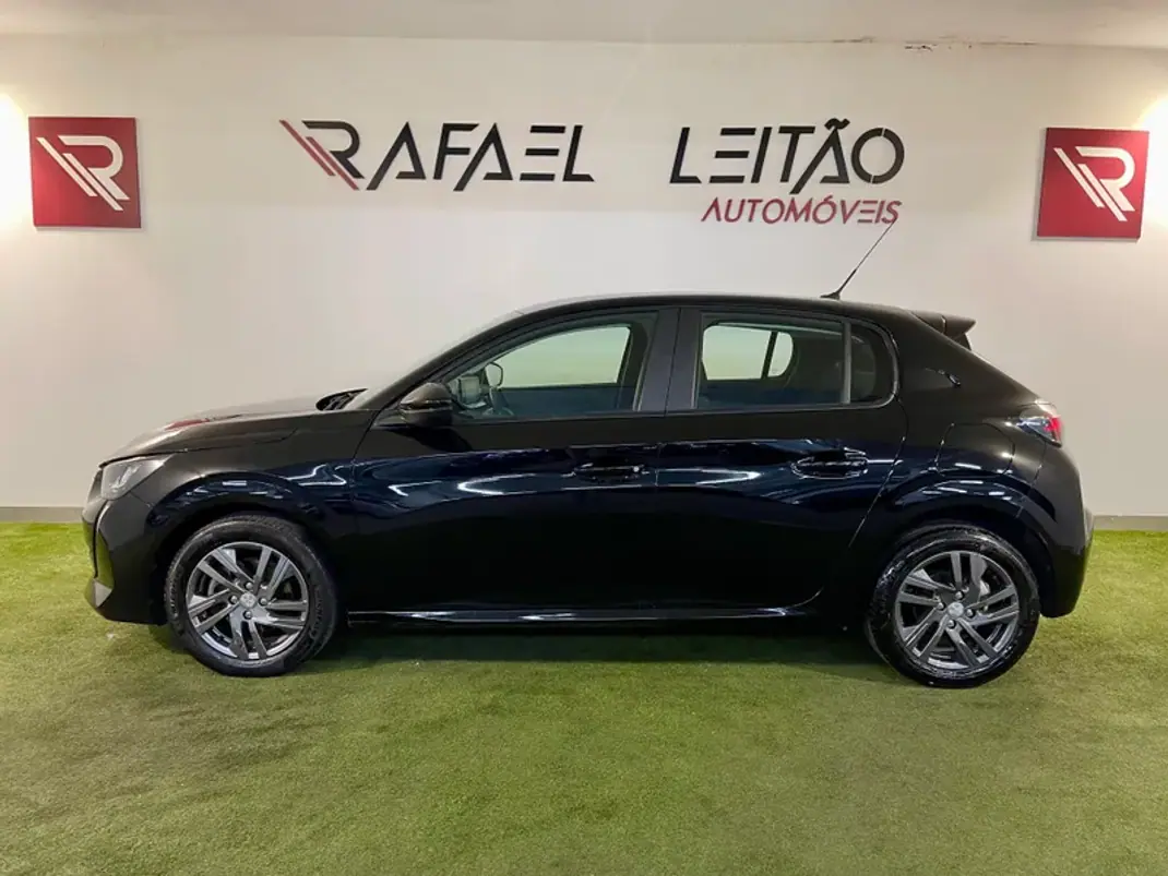 Peugeot 208 2022 - 13450 EUR, 145000 km - AUTO.MOTO.pt - 145000km - foto 9 de 29