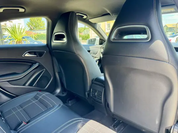 Mercedes-Benz CLA 220 2015 - 17500 EUR, 149000 km - 149000km - foto 18 de 20