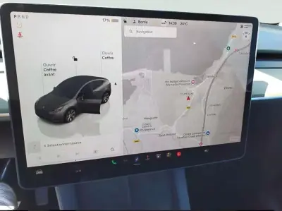 Tesla Model Y 2023 - 33490 EUR, 36225 km - AUTO.MOTO.pt - 36225km - foto 8 de 9