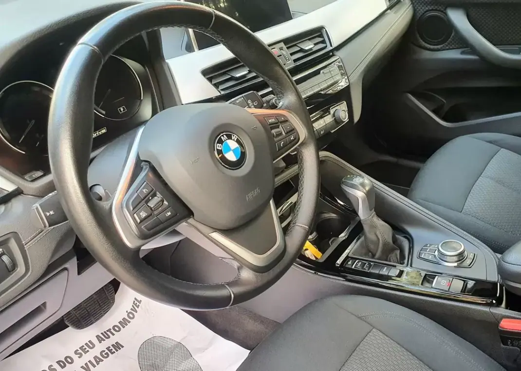 BMW X2 2021 - 22990 EUR, 100000 km - AUTO.MOTO.pt - 100000km - foto 14 de 21