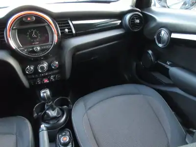 MINI Cooper 2021 - 19990 EUR, 90000 km - AUTO.MOTO.pt - 90000km - foto 41 de 52
