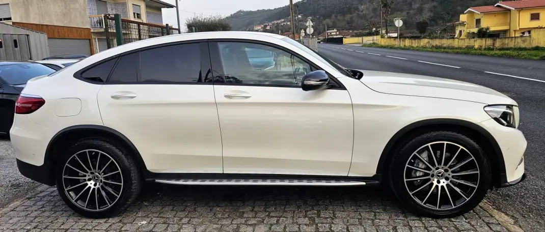 Mercedes-Benz GLC 220 2018 - 44500 EUR, 88000 km - AUTO.MOTO.pt - 88000km - foto 22 de 30