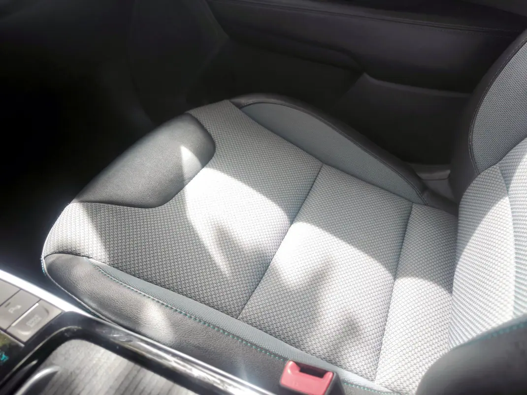 Kia e-Niro 2021 - 21500 EUR, 157000 km - 157000km - foto 8 de 15