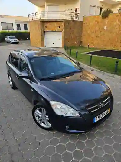 Kia Ceed SW 2008 - 3900 EUR, 233800 km - 233800km - foto 9 de 15