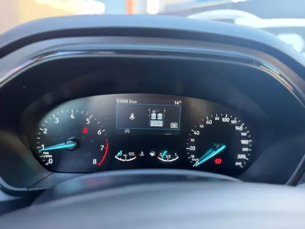 Ford Focus SW 2023 — foto 3 de 17