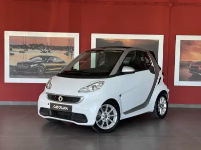 Smart Fortwo Cabrio 2012 - 8990 EUR, 101606 km - AUTO.MOTO.pt - 101606km - foto 2 de 19