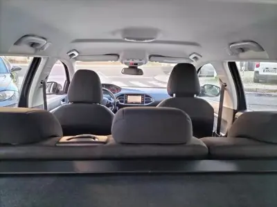 Peugeot 308 SW 2020 - 10990 EUR, 139592 km - AUTO.MOTO.pt - 139592km - foto 47 de 49