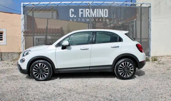 Fiat 500X 2019 - 13900 EUR, 122366 km - AUTO.MOTO.pt - 122366km - foto 8 de 22