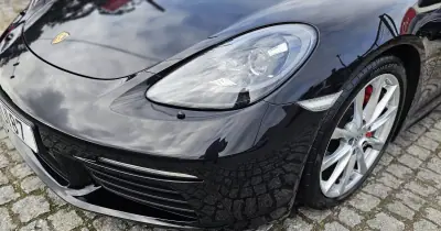 Porsche 718 Boxster 2016 - 64999 EUR, 26000 km - AUTO.MOTO.pt - 26000km - foto 23 de 27