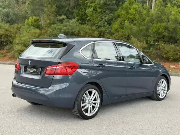 BMW 216 Active Tourer 2015 - 12900 EUR, 155761 km - AUTO.MOTO.pt - 155761km - foto 5 de 27