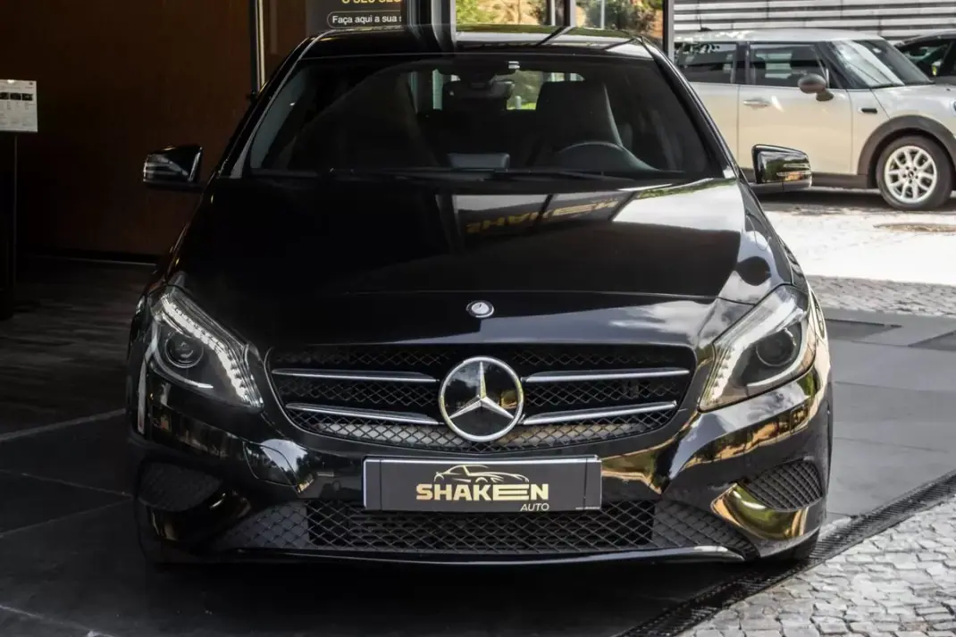 Mercedes-Benz A 180 2015 - 11490 EUR, 217196 km - 217196km - foto 7 de 35