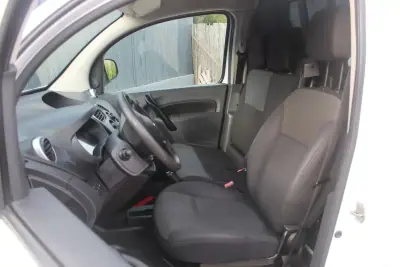 Renault KANGOO 1.5DCI 3L C/IVA 2019 - 8456 EUR, 175000 km - AUTO.MOTO.pt - 175000km - foto 11 de 23