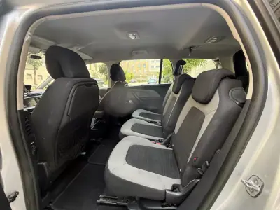 Citroën C4 Grand Picasso 2014 - 8950 EUR, 217000 km - AUTO.MOTO.pt - 217000km - foto 11 de 16