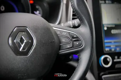 Renault Talisman Sport Tourer 2016 - 14750 EUR, 104000 km - AUTO.MOTO.pt - 104000km - foto 26 de 46